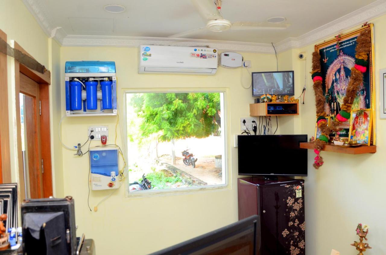 Hari Iyer Residency Hotel Tiruchchendur Ngoại thất bức ảnh