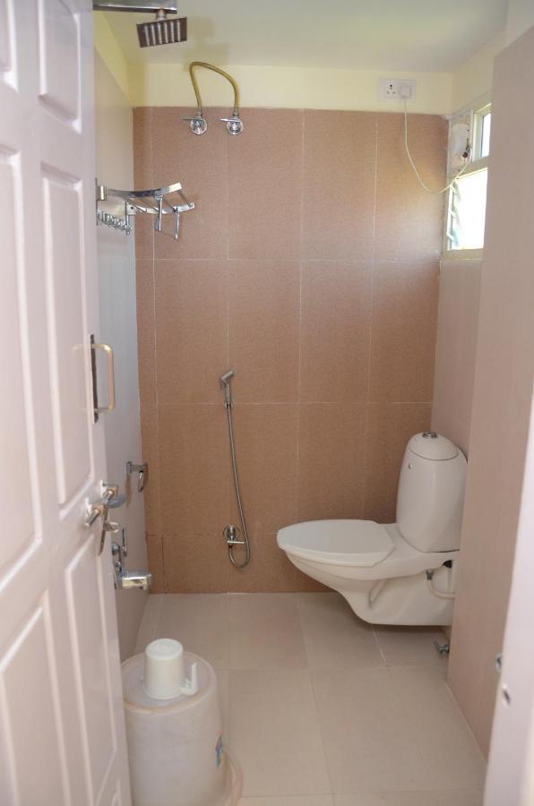 Hari Iyer Residency Hotel Tiruchchendur Ngoại thất bức ảnh